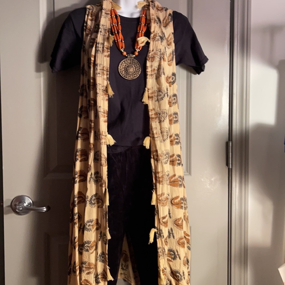 NWT. Handmade Beaded Necklace by Sacred Threads - Picture 2 of 3